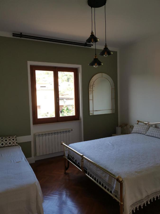 Villa Flora Affittacamere Luni Exteriér fotografie