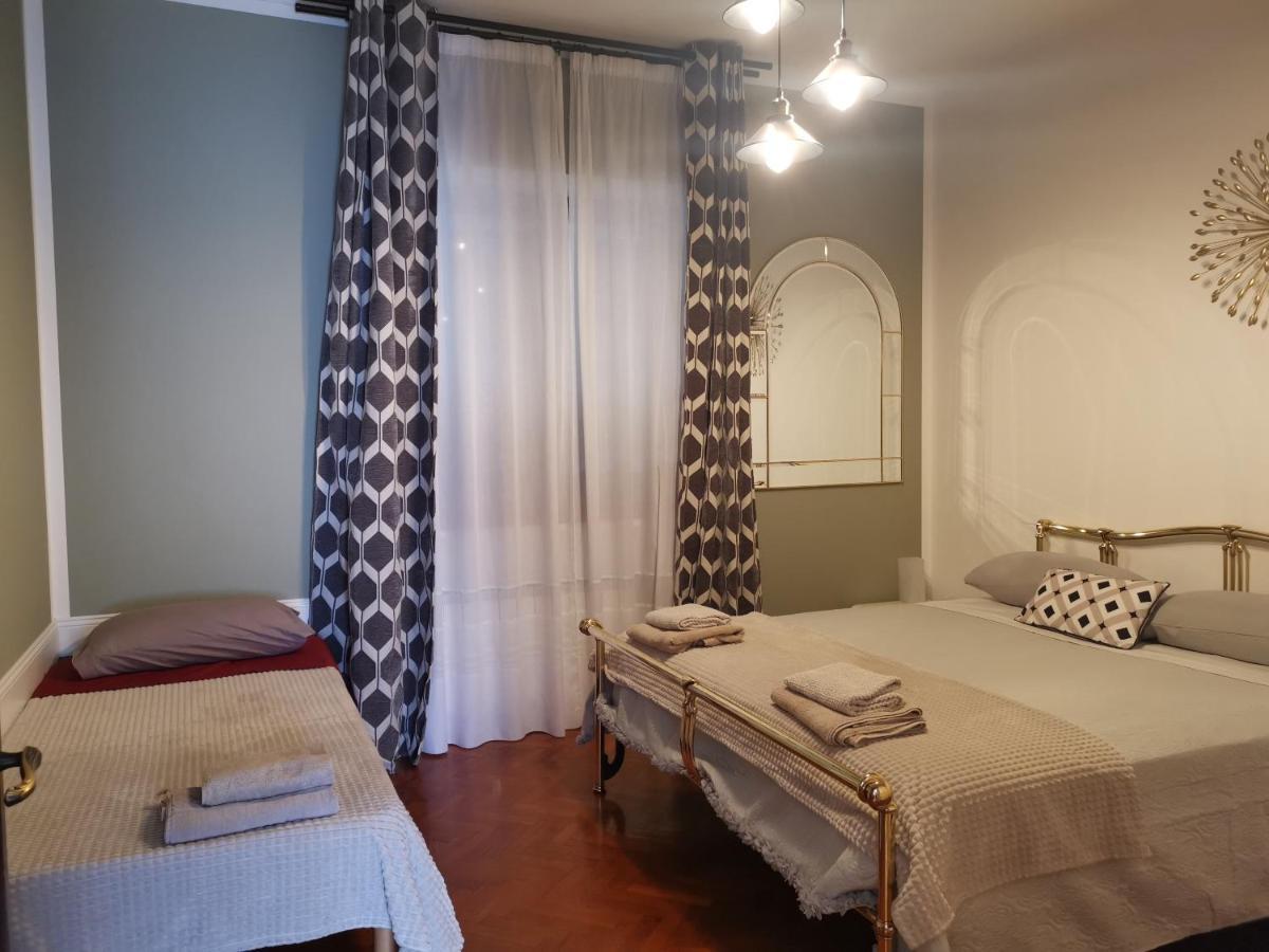 Villa Flora Affittacamere Luni Exteriér fotografie